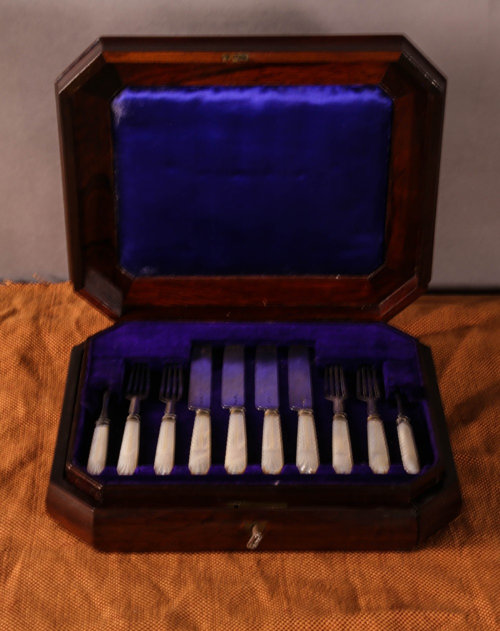 Fish Knife set in Mahogany Case