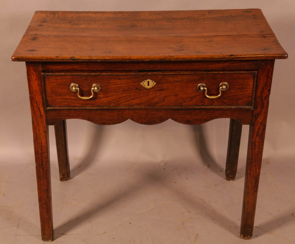 An 18th century Oak side Table
