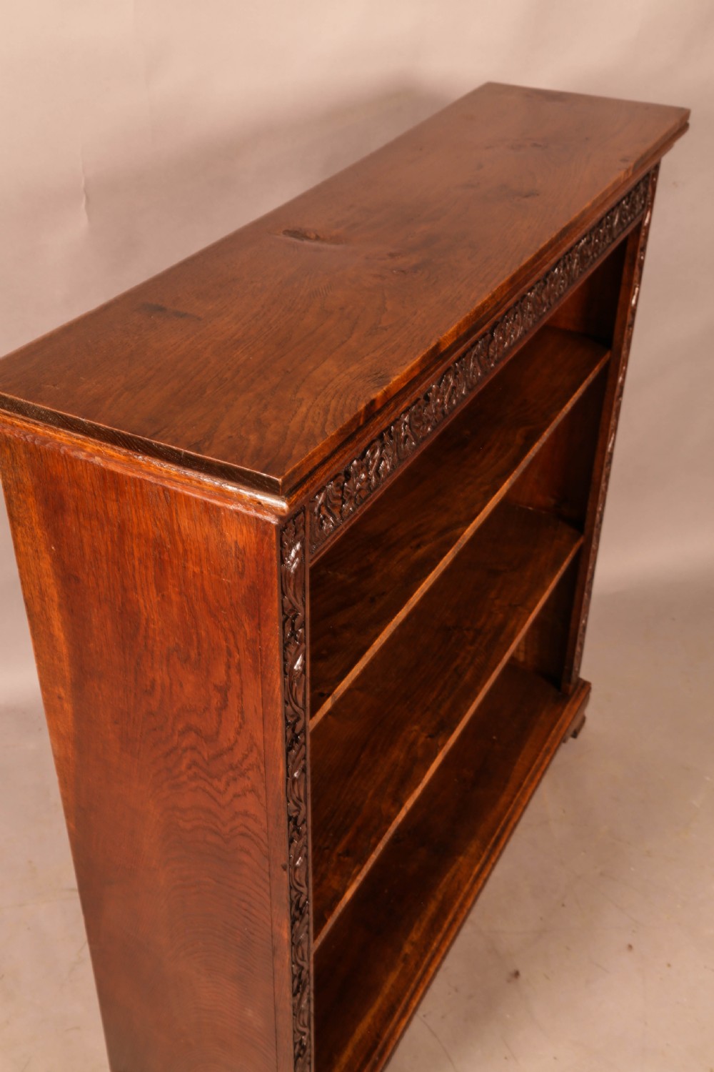 Open Bookcase in Oak View III
