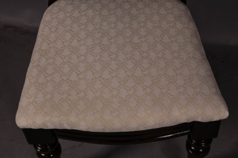 A Set of 12 Victorian Mahogany Balloon Back Dining chairs View XIV