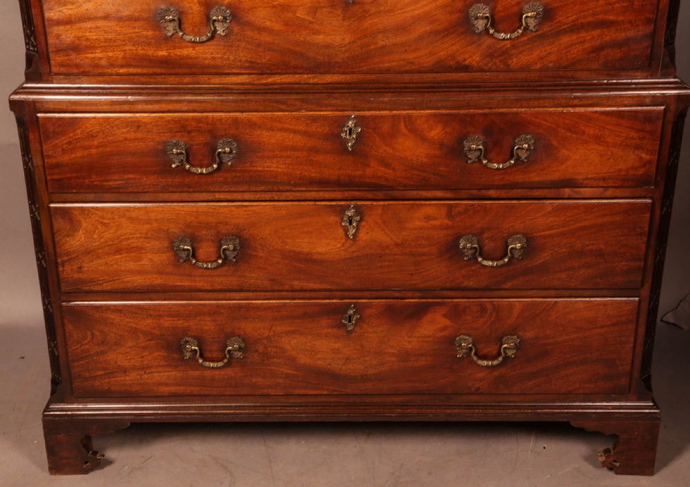 A Fine Chippendale Period Chest on Chest Mahogany View VII