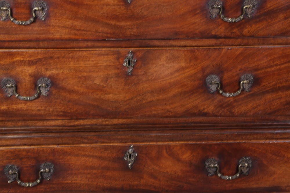 A Fine Chippendale Period Chest on Chest Mahogany View IX
