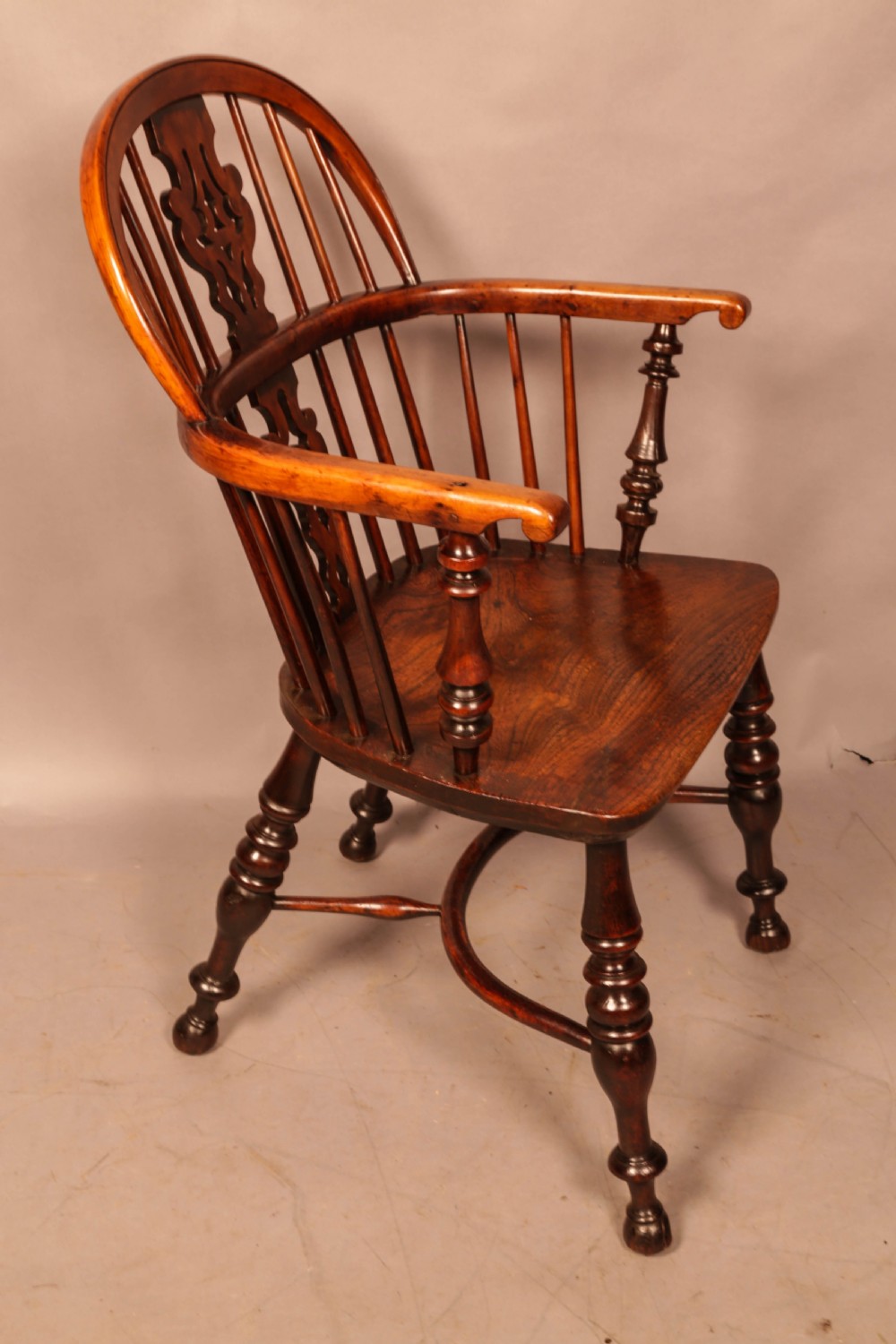 A Super  Isaac Allsop of Worksop Yew Windsor Chair