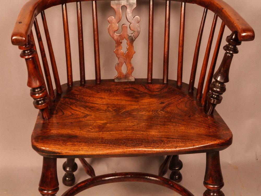 A Super  Isaac Allsop of Worksop Yew Windsor Chair View V