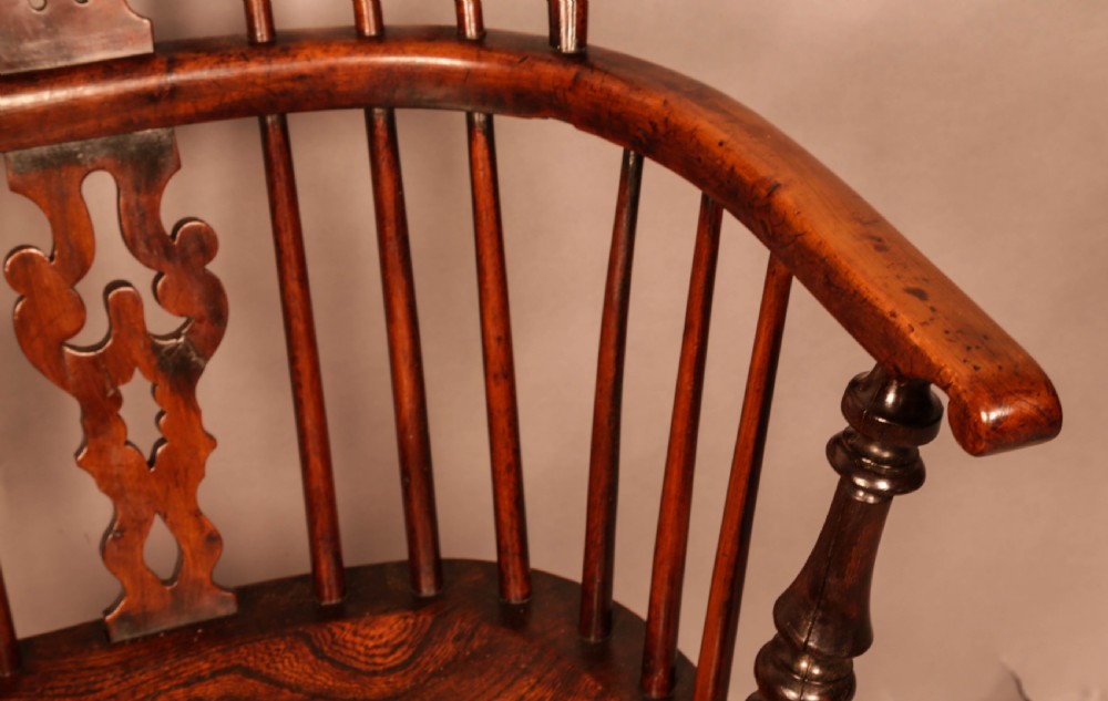 A Super  Isaac Allsop of Worksop Yew Windsor Chair View VII