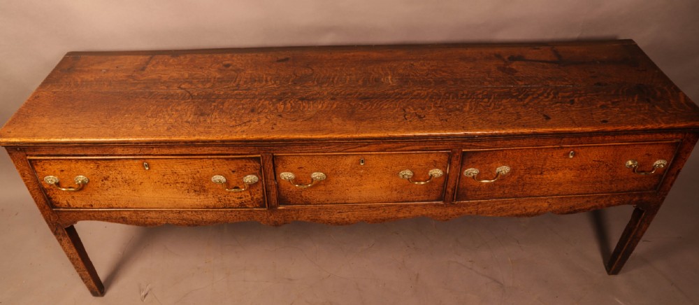 A Good 18th century Serving Dresser in Oak View II