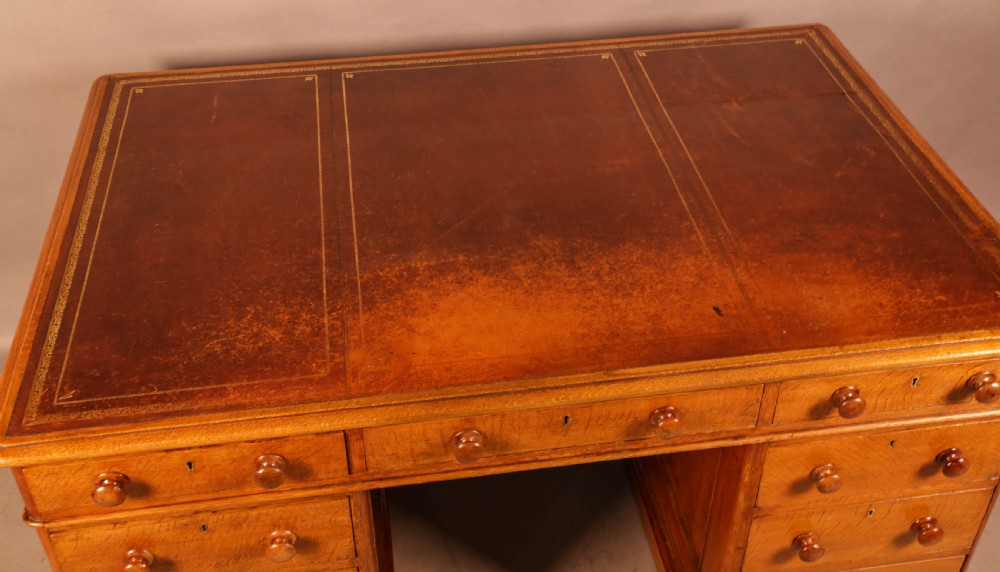 A Victorian Golden Oak Partners desk View IV