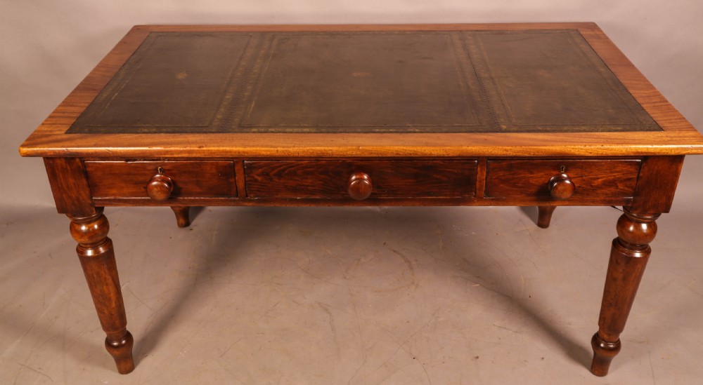 A Victorian Library Table in Mahogany and Pine