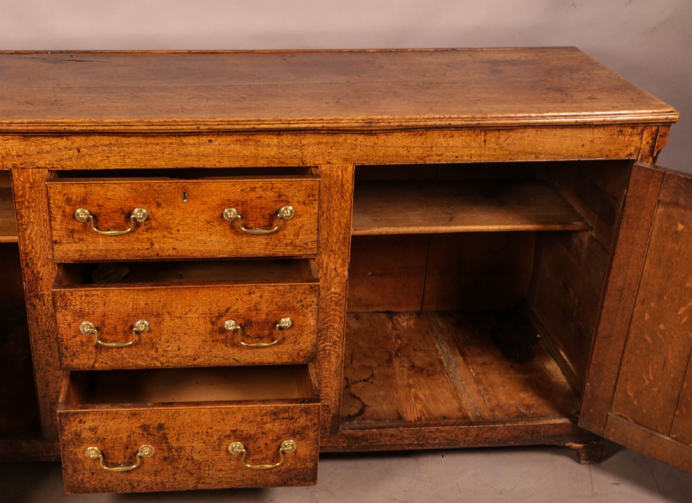 An Attractive Serving Dresser in Oak c 1760 View XI