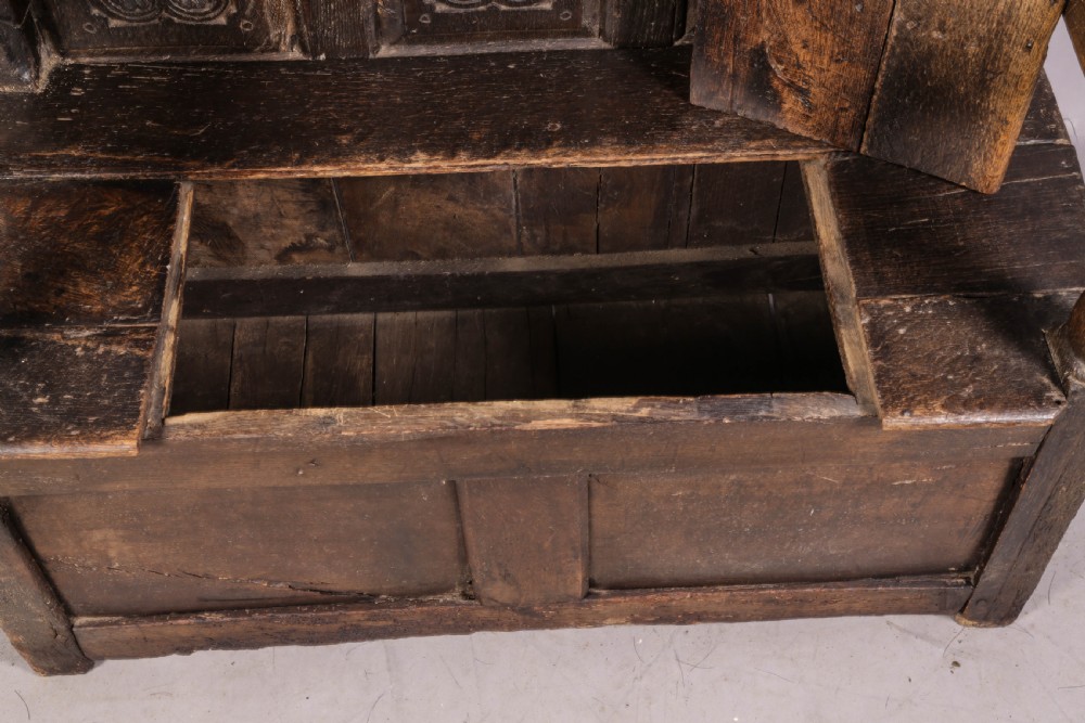 Early Oak Settle carved View III