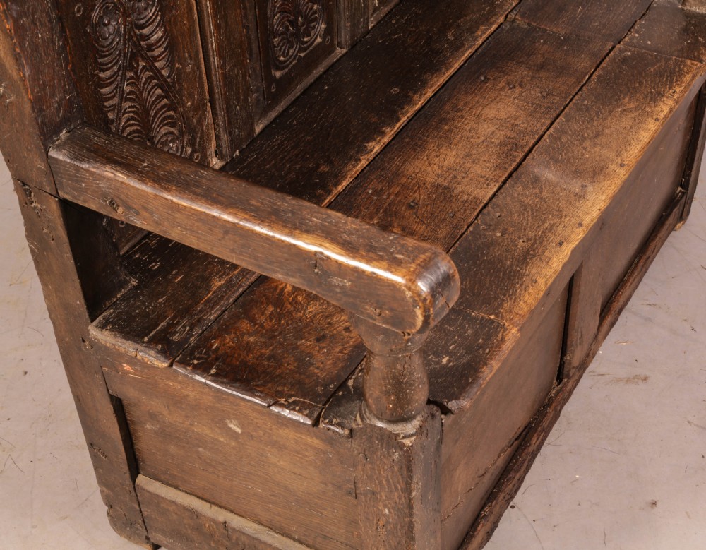 Early Oak Settle carved View VII