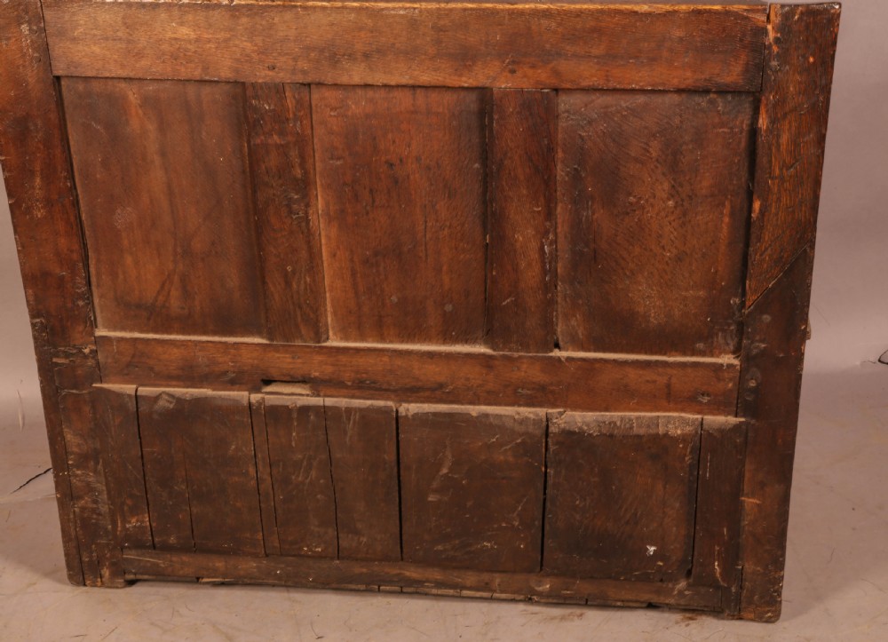 Early Oak Settle carved View X