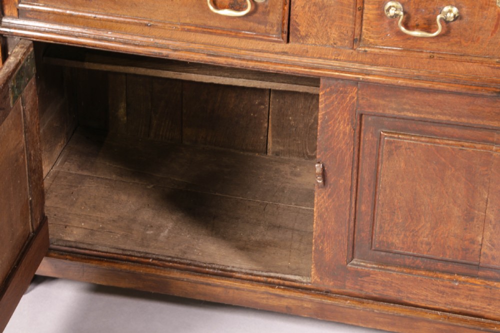 A Good Georgian Serving Dresser in Oak View IV