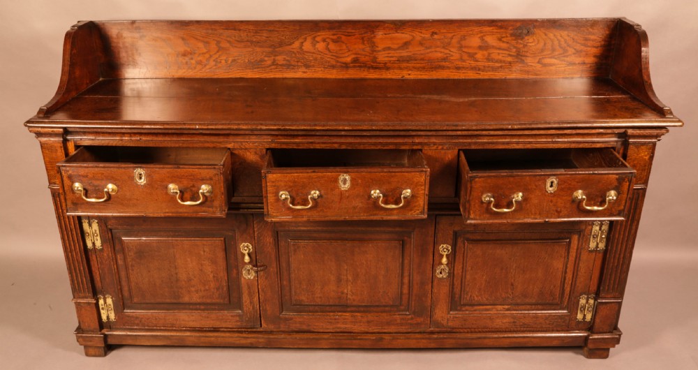 A Good Georgian Serving Dresser in Oak View V