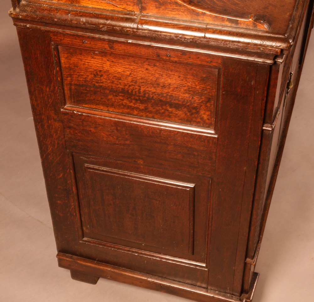 A Good Georgian Serving Dresser in Oak View XI