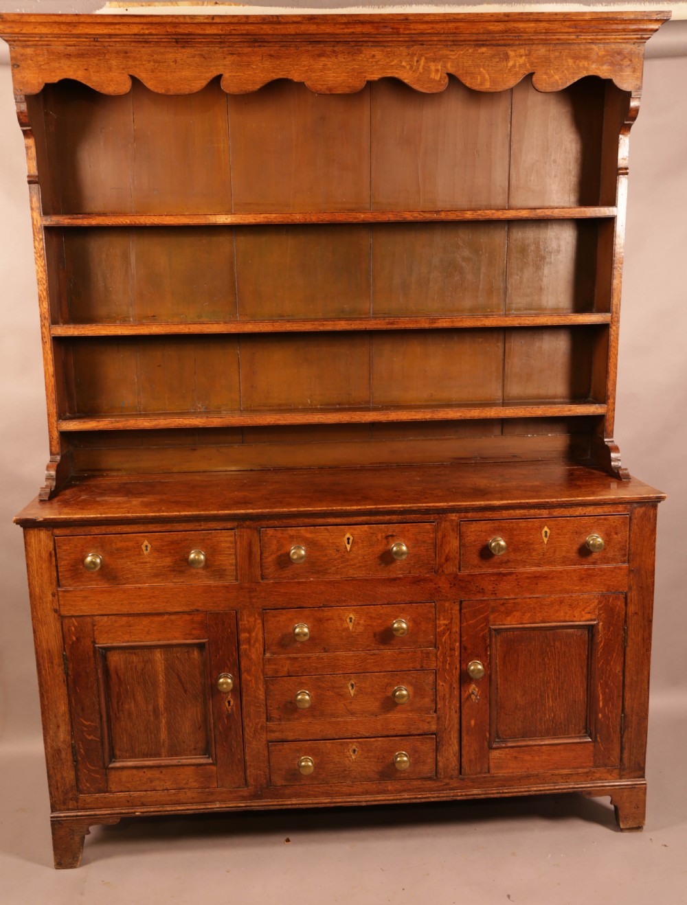 A Good early 19th c Welsh Dresser