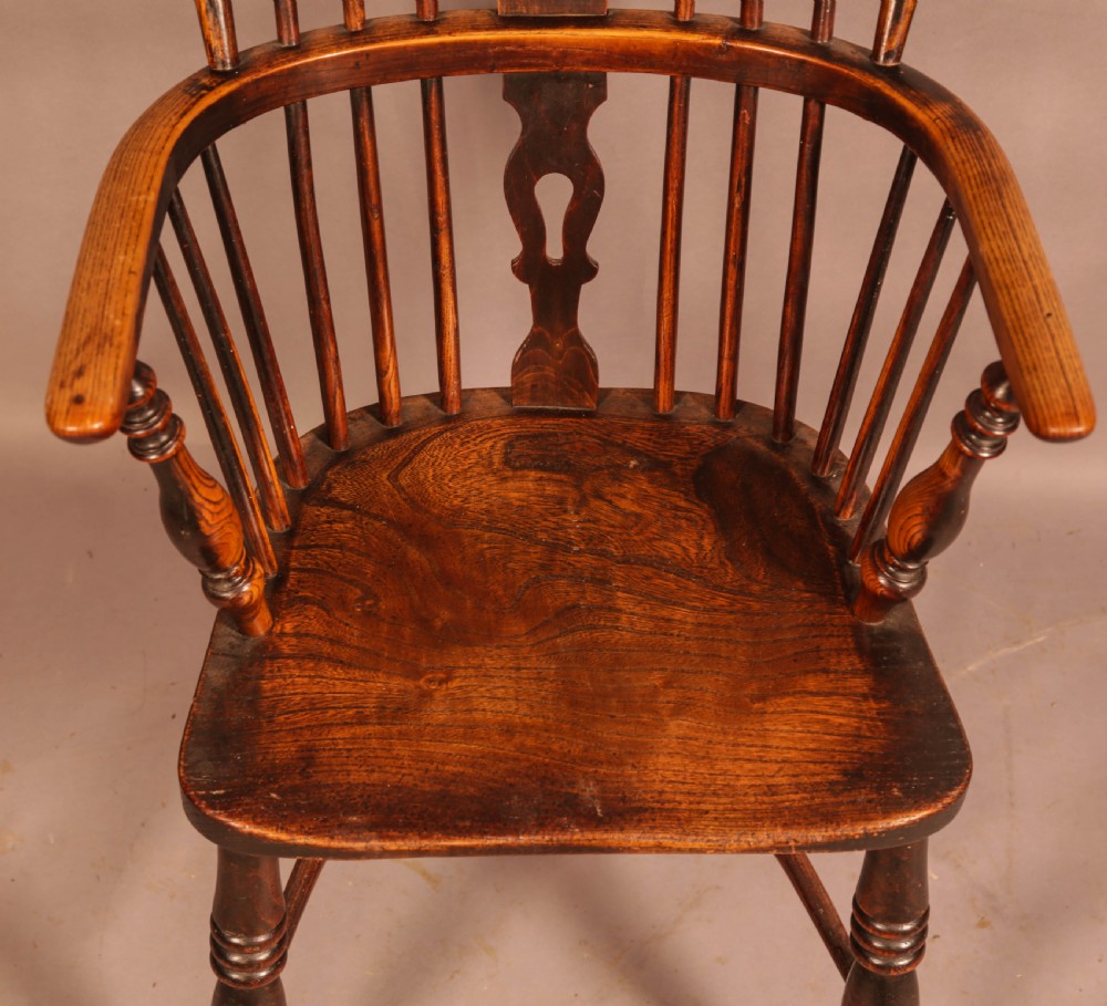 A Good Fred Walker High Back Windsor chair View IX
