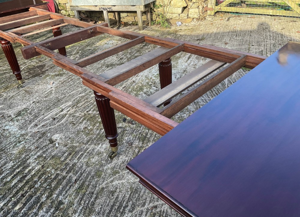 Rare Imperial Dining Table 7 leaves seats 20 . c 1830 View VII