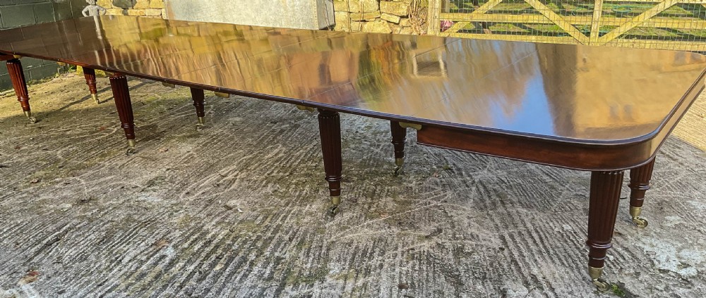 Rare Imperial Dining Table 7 leaves seats 20 . c 1830 View XVIII