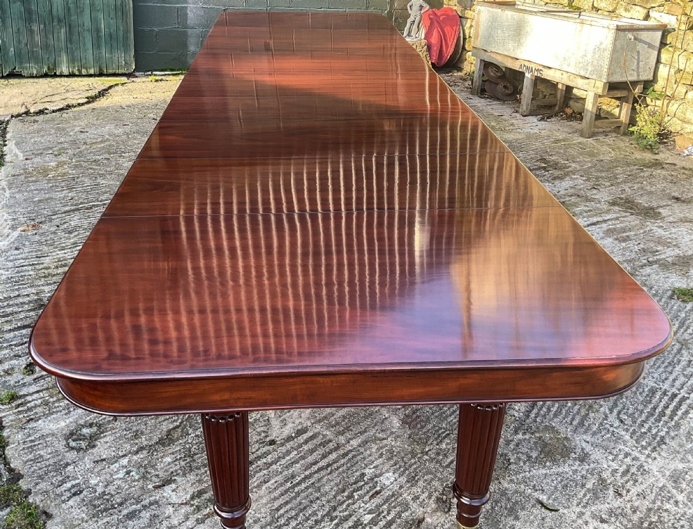 Rare Imperial Dining Table 7 leaves seats 20 . c 1830 View XXII