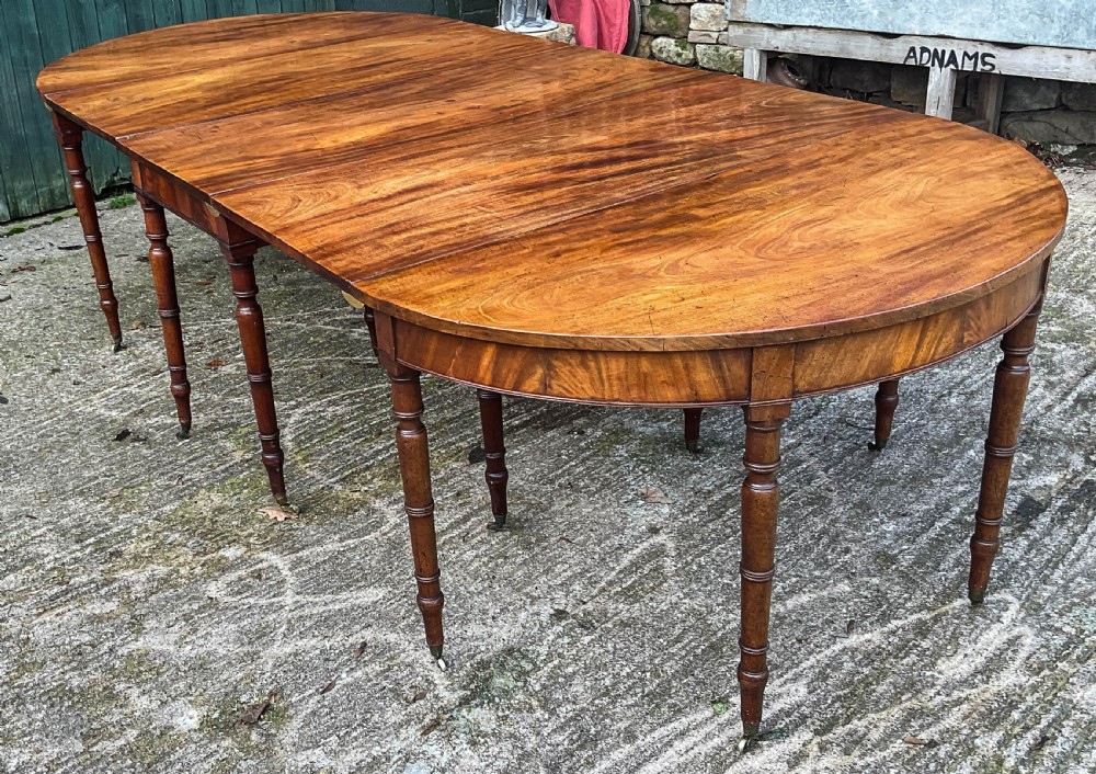 A Georgian D End Dining Table in Mahogany View IV