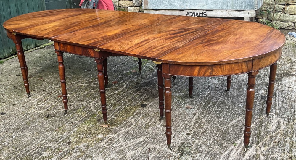 A Georgian D End Dining Table in Mahogany View VII