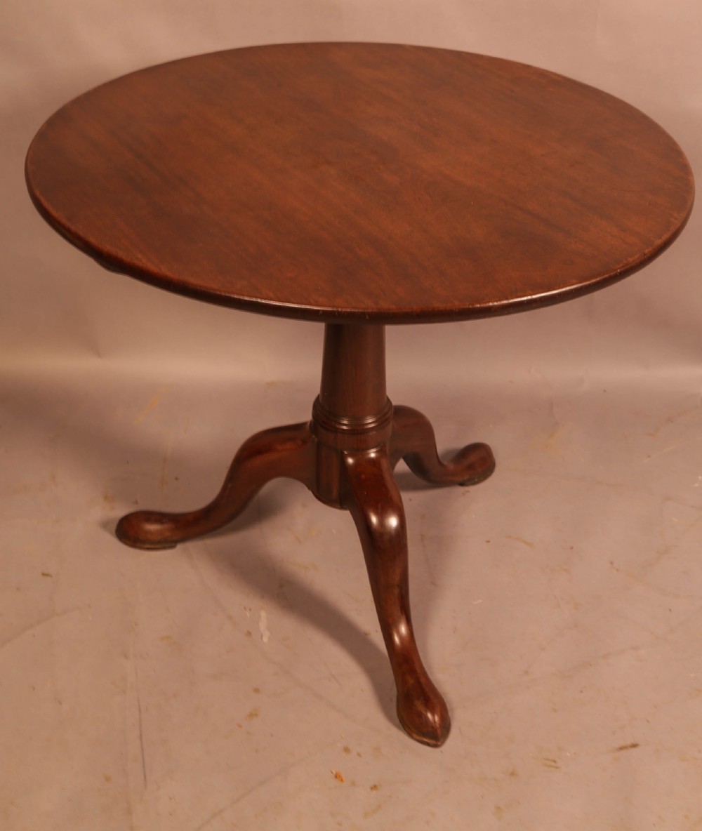 A Good 18th century Bird Cage Tripod Supper Table