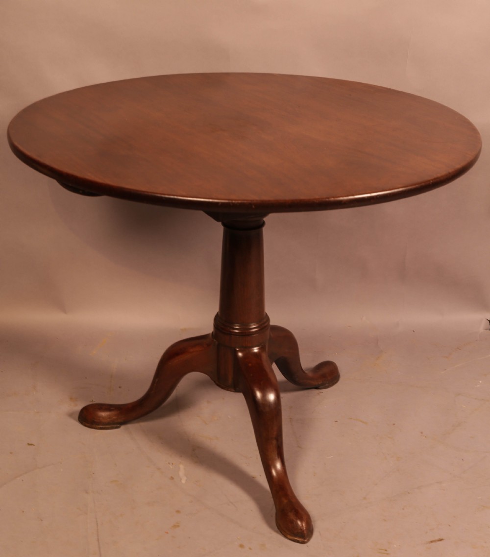 A Good 18th century Bird Cage Tripod Supper Table View IV