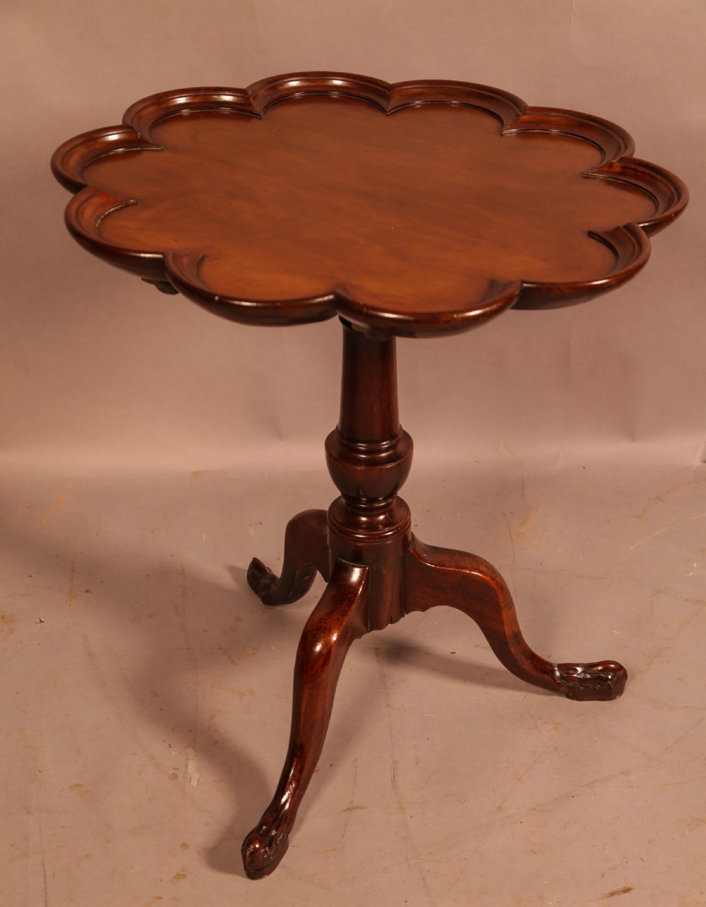Georgian Tripod Supper Table Mahogany Carved Foot