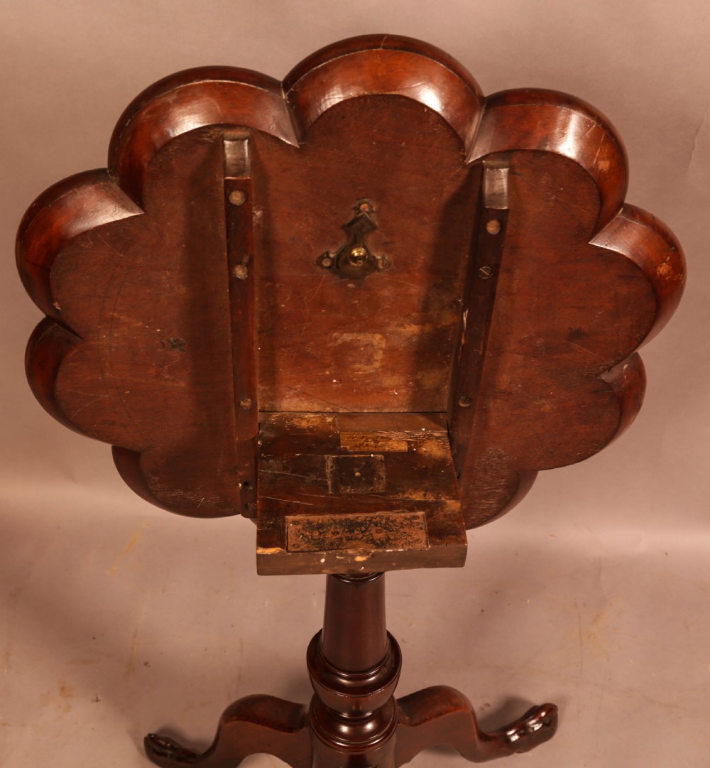 Georgian Tripod Supper Table Mahogany Carved Foot View XI