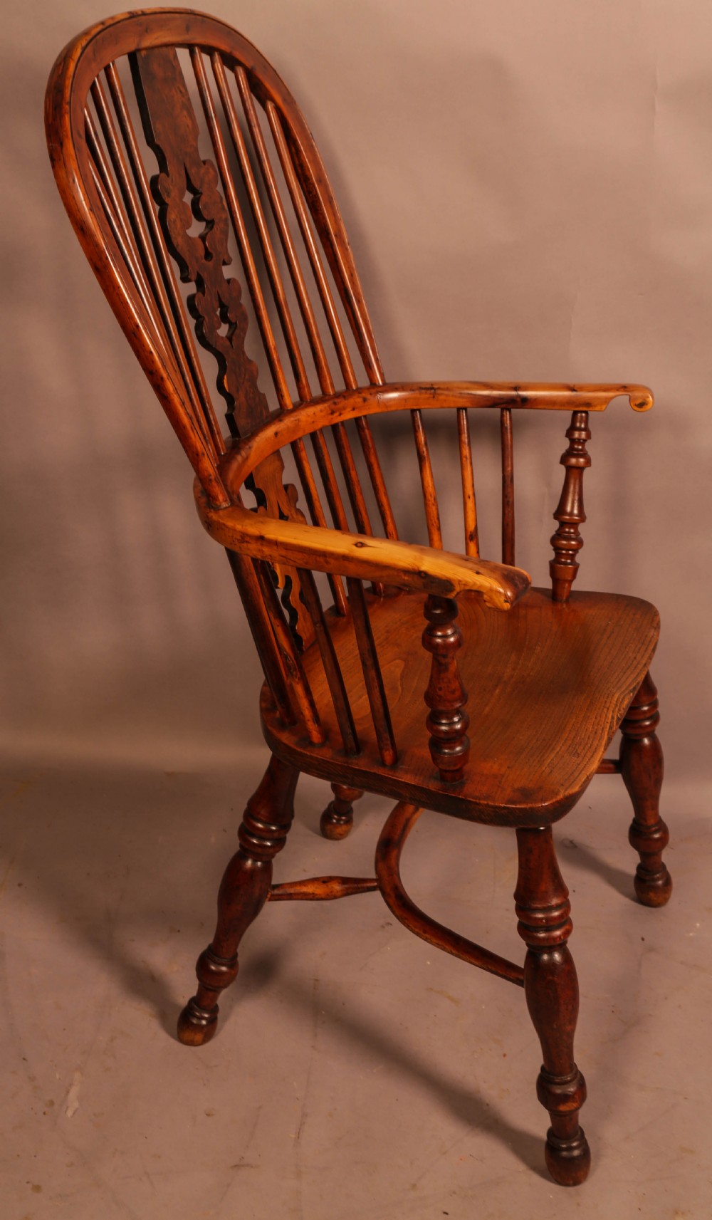 Fine Yew wood Windsor chair Allsop of Worksop c 1840 View III