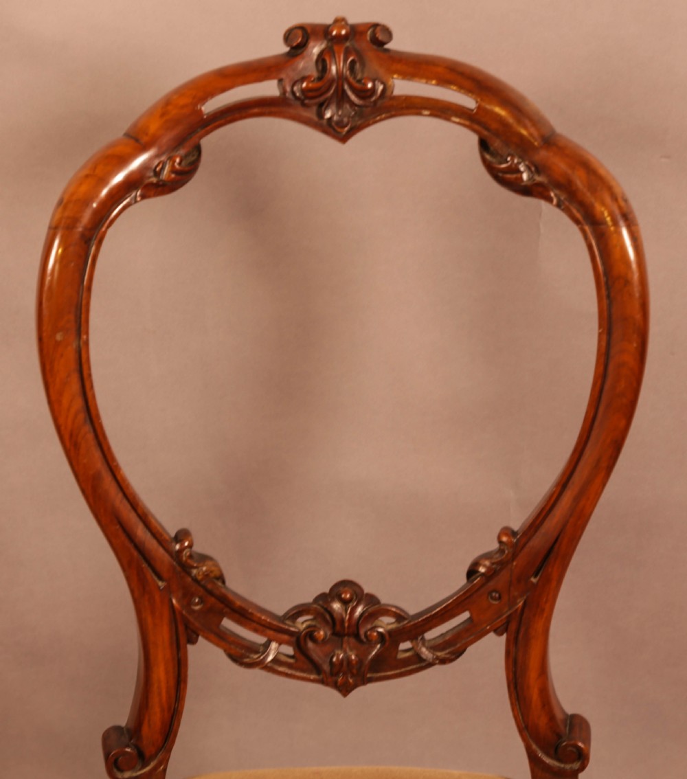 A Good set of 6 Victorian Dining Chairs in Walnut View VI