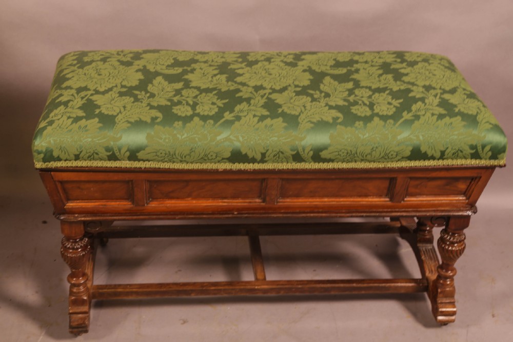 A Victorian Duet Stool in Mahogany Manchester maker