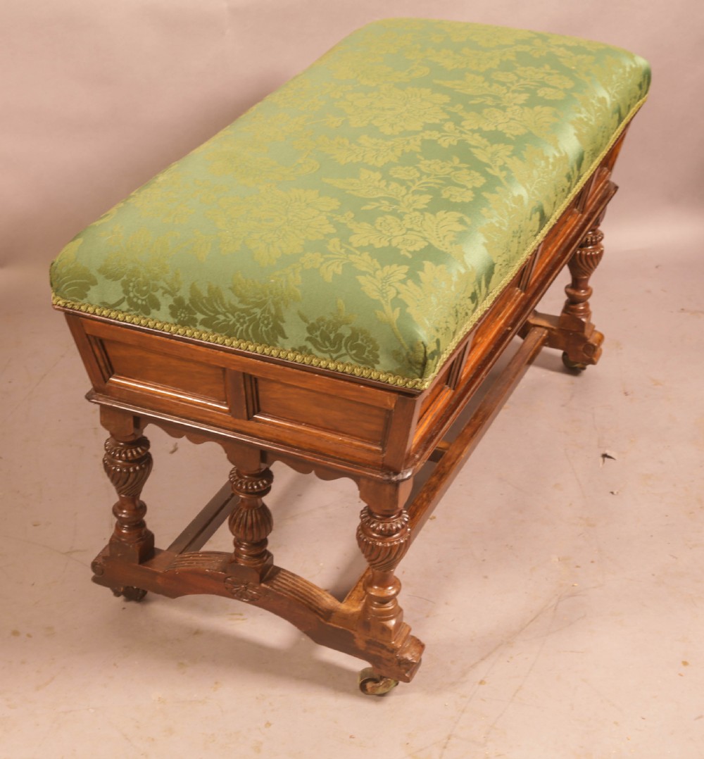A Victorian Duet Stool in Mahogany Manchester maker View II