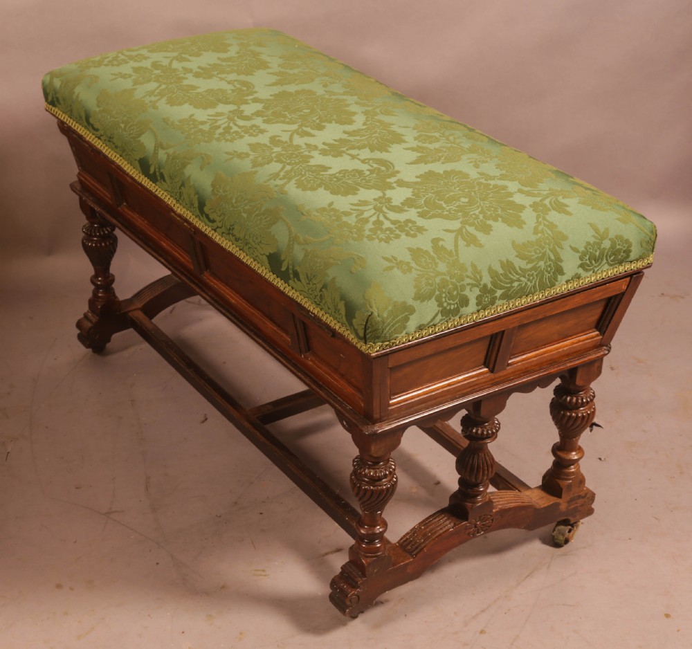 A Victorian Duet Stool in Mahogany Manchester maker View III