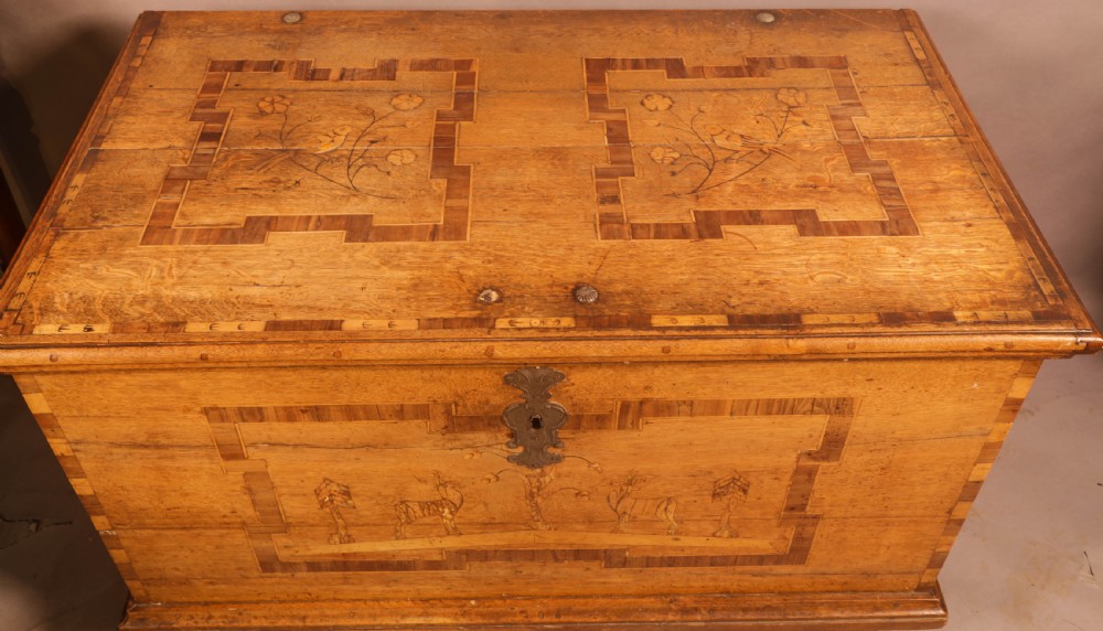 A Scandinavian Blanket Box lots of Inlay View III