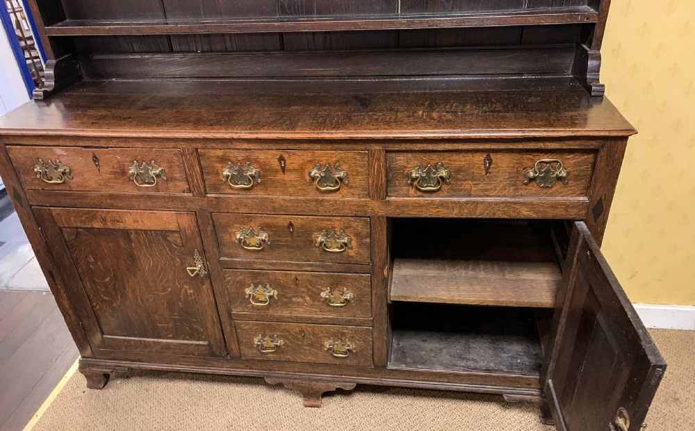 An 18th century Oak Dresser Georgian View VI