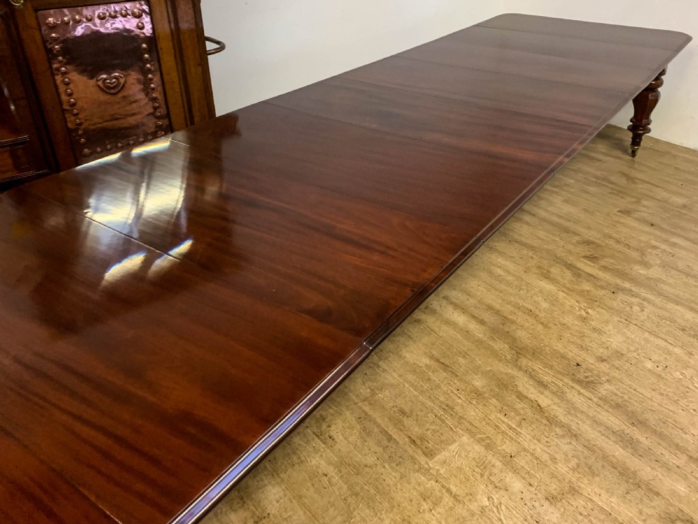 A Very Large Victorian Extending Dining Table in Mahogany seat 12/14 View X