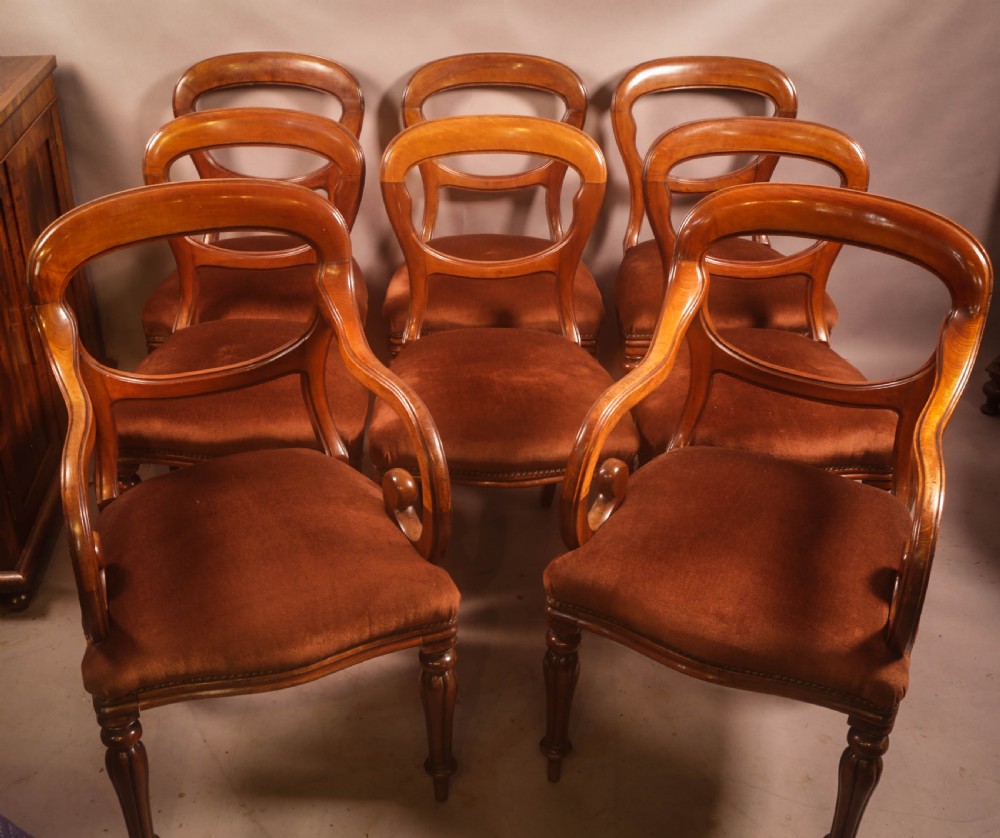 A Rare set of 8 victorian Dining chairs 2 Carvers