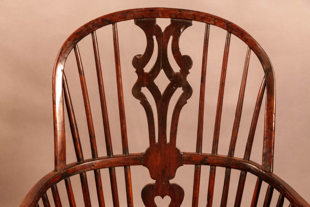 An 18th century Cab Leg Yew Windsor Chair View VII