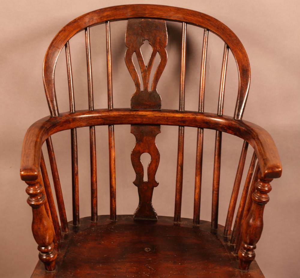 A Harlequin set of 4 Ash and Elm Windsor Chairs View V