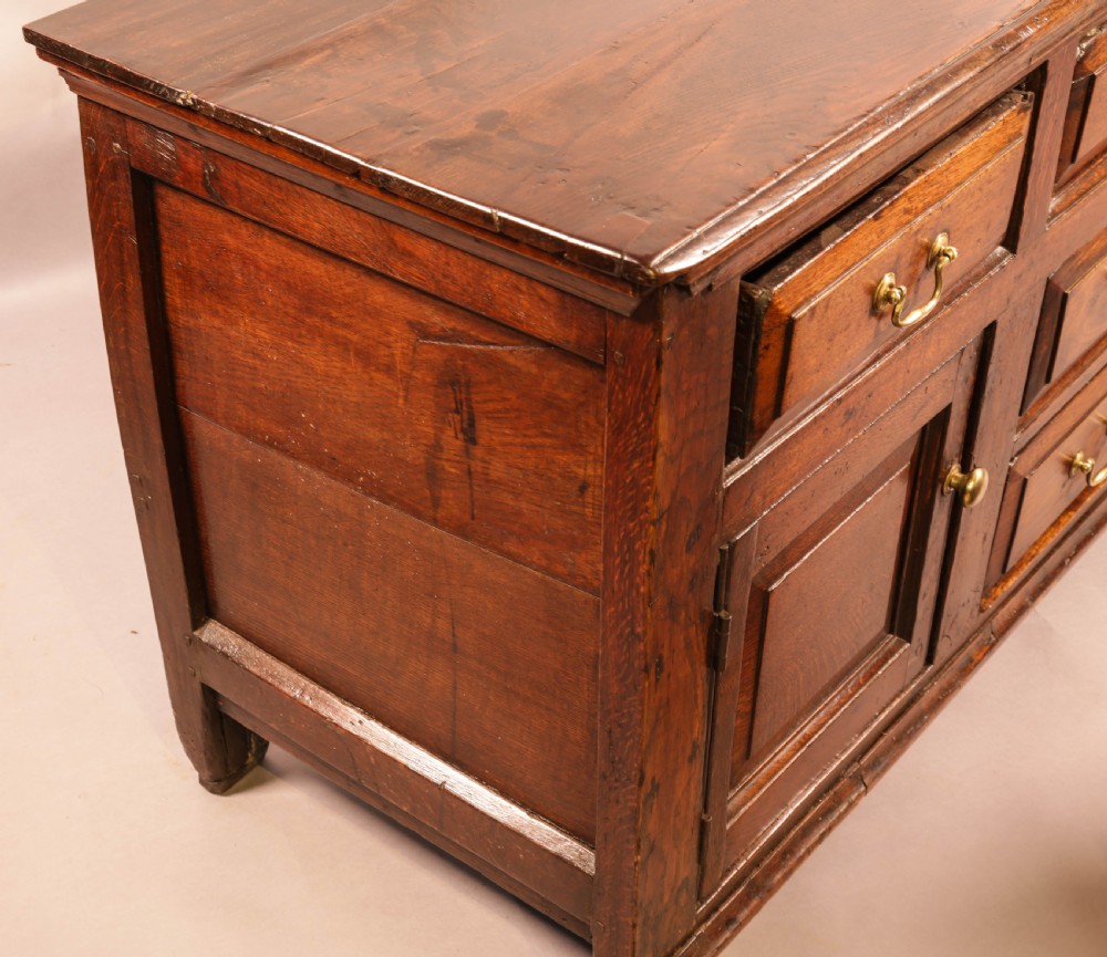 A Georgian Serving Dresser in Oak View XII