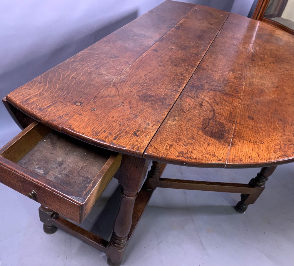 A Good Sized 17th century Gate Leg Table in Oak View VII