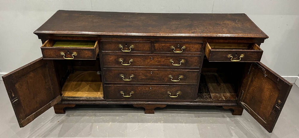 Georgian Oak Serving Dresser View VII