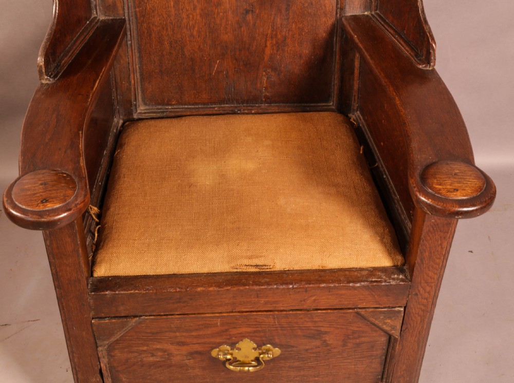 An 18th century Lambing chair in Oak View V