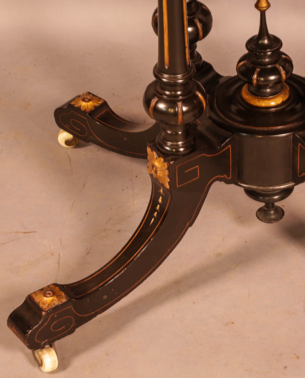 Super Quality Games Table c 1850 View V