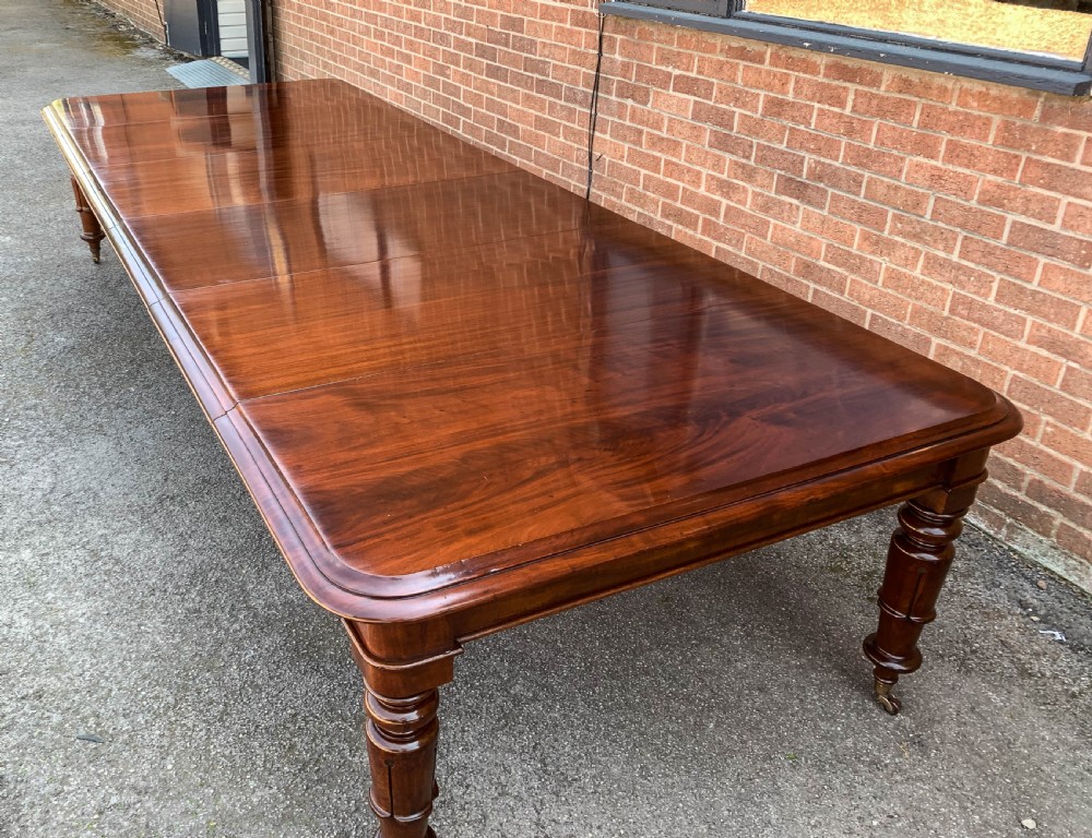 A Super Early Victorian Extending Dining Table View V