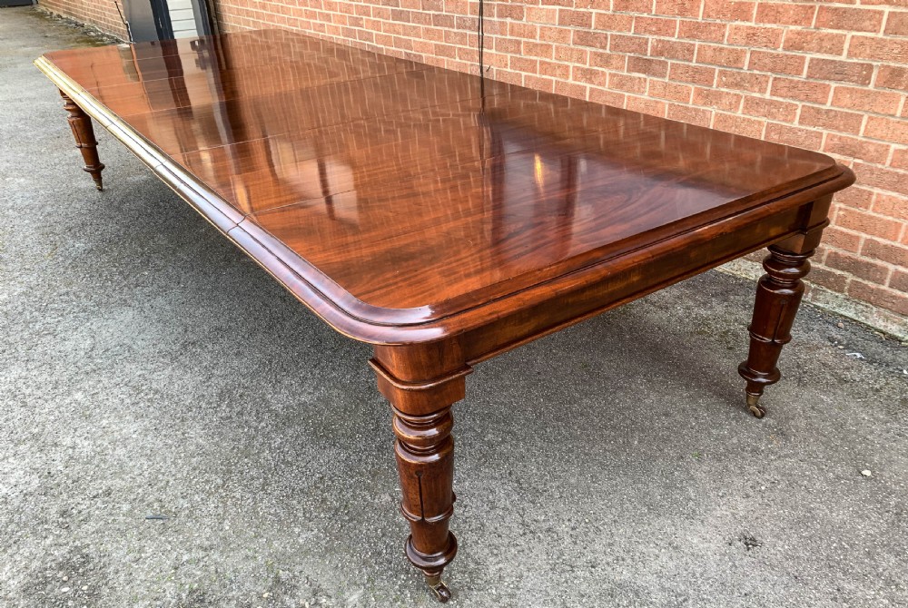 A Super Early Victorian Extending Dining Table View XVII