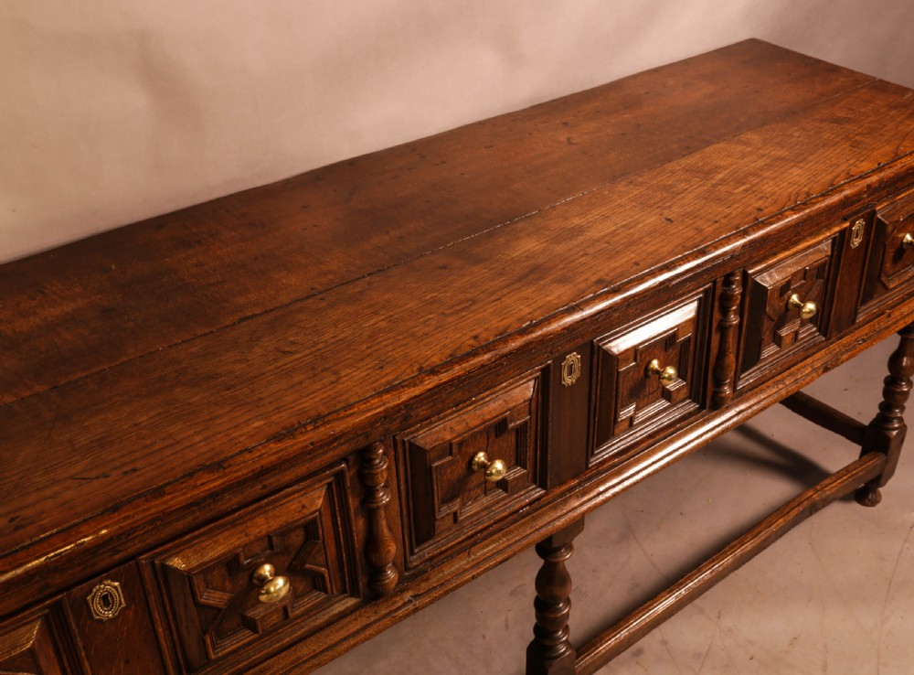 A Superb Early 18th century Serving Dresser in Oak View VII