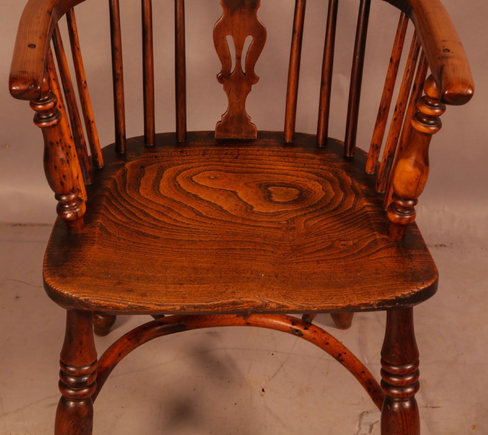 A Good Yew Wood Windsor Chair Rockley Made View V